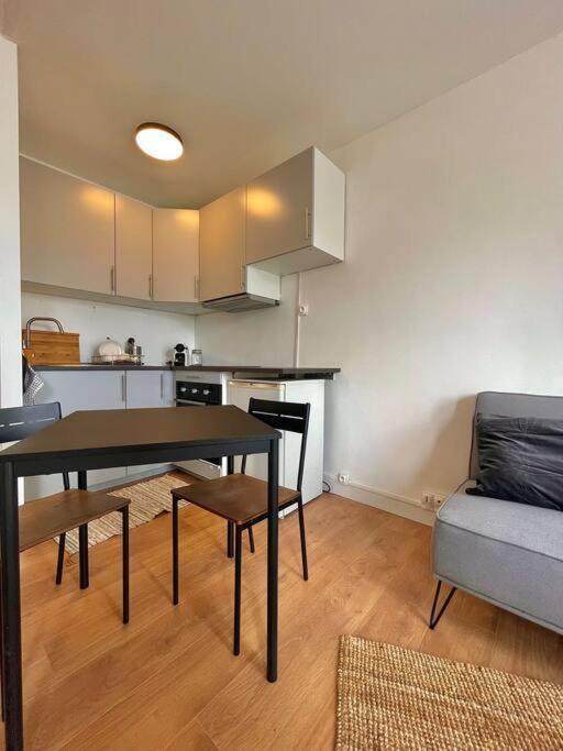 Superbe Studio Avec Parking Gratuit Sur Place Paray-Vieille-Poste Экстерьер фото